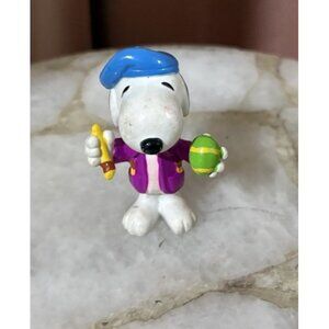 PEANUTS Snoopy with Easter Egg Basket PVC Figure